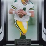 2006 Donruss Gridiron Gear Football Series 100 Card Set with Brett Favre, Peyton Manning and Tom Brady plus