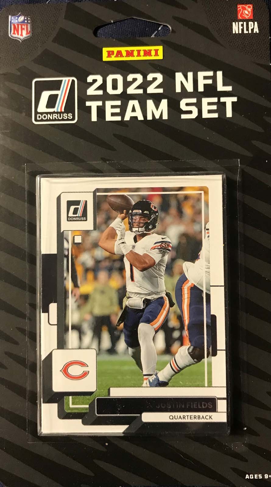 22Bears Chicago Bears 2022 Donruss Factory Sealed Team Set Featuring Walter Payton plus Rated Rookie Cards of Velus Jones Jr, Kyler Gordon and Jaquan Brisker - Image 1