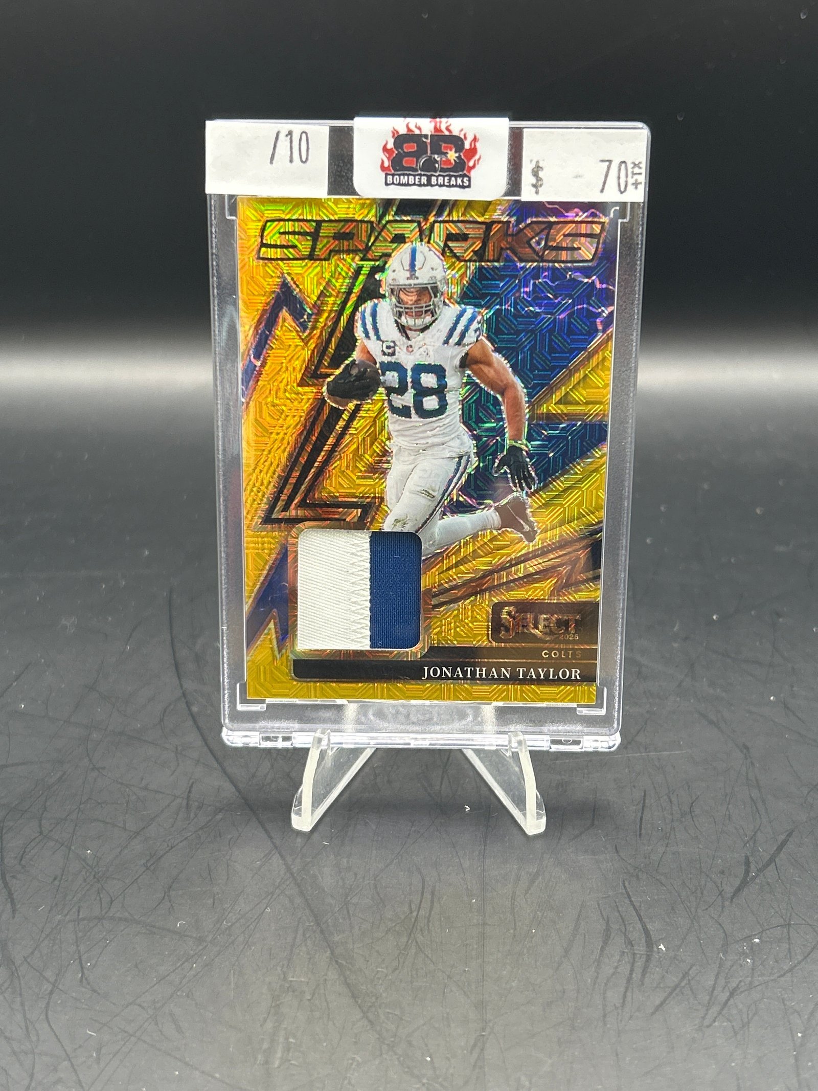 A9EFB200-6E06-4ECB-9C13-F74F8BF595AA Jonathan Taylor 2025 Panini Select Sparks Relic /10 #SPK-JTR - Image 1