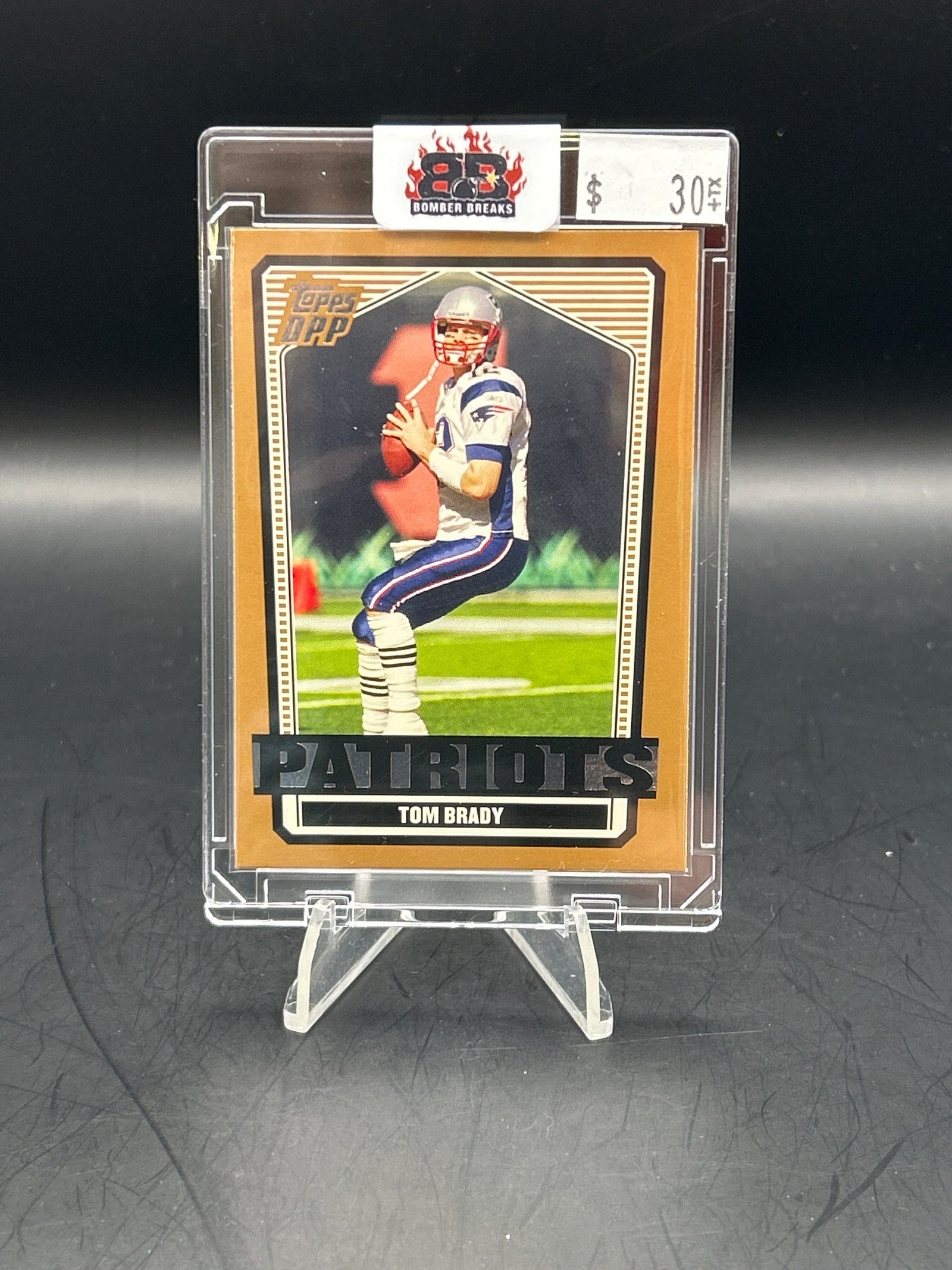 EEDD117F-65E3-4A65-9E67-7CC08546B237 Tom Brady 2007 Topps Draft Picks and Prospects #4 - Image 1